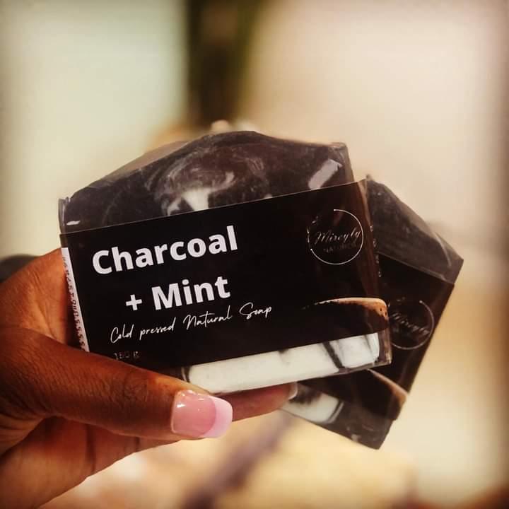 Charcoal Bar Bath Soap Benefits For Skin - Cover Image